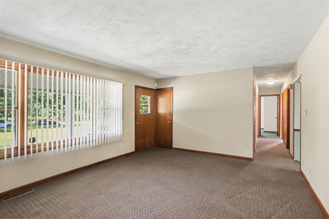 23275 N Uldriks Drive, Battle Creek, MI 49017