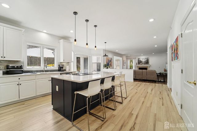 2 Harvest Lane, Washington, NJ 07853