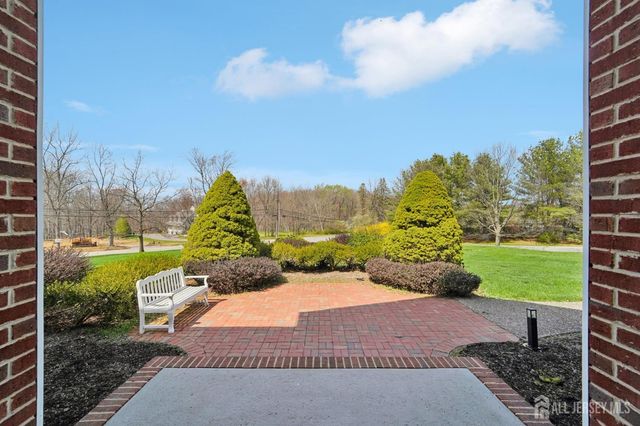 2 Harvest Lane, Washington, NJ 07853