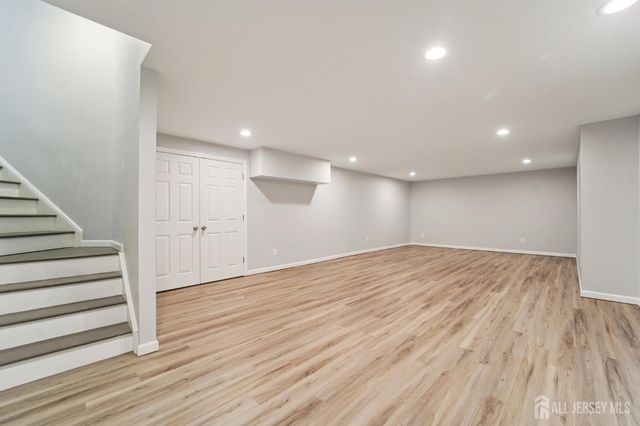 2 Harvest Lane, Washington, NJ 07853