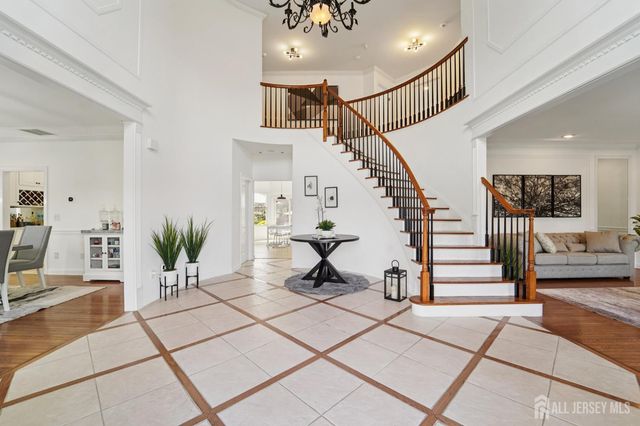 2 Harvest Lane, Washington, NJ 07853