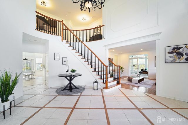 2 Harvest Lane, Washington, NJ 07853