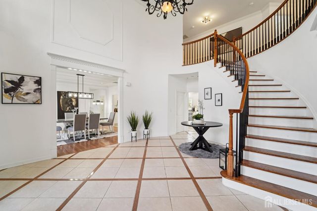 2 Harvest Lane, Washington, NJ 07853