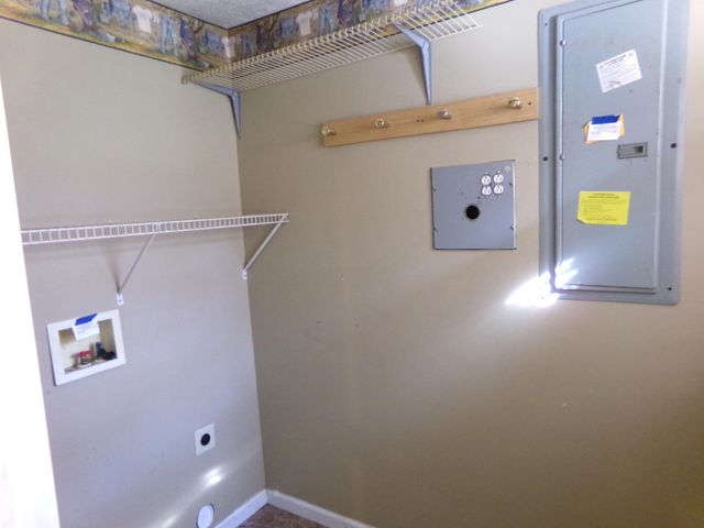 305 Pine Hill Spur, Jeffersonville, KY 40337