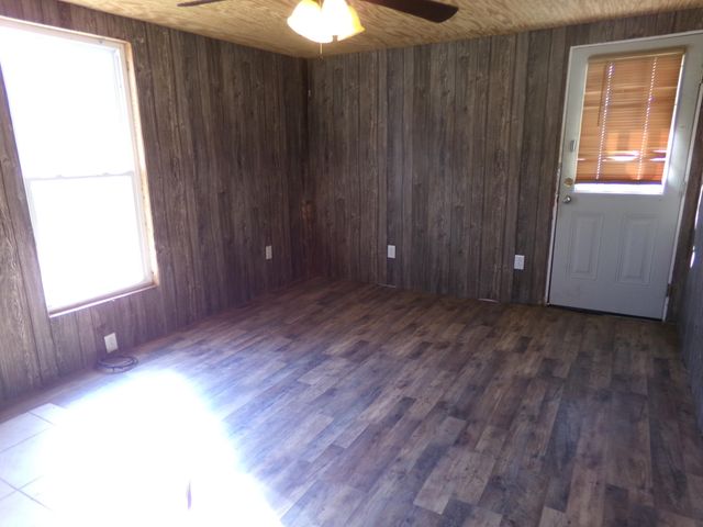 305 Pine Hill Spur, Jeffersonville, KY 40337