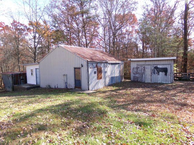 305 Pine Hill Spur, Jeffersonville, KY 40337