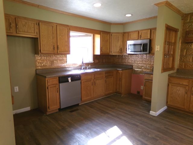 305 Pine Hill Spur, Jeffersonville, KY 40337