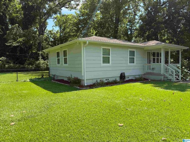 218 MEADOWOOD AVENUE, Hueytown, AL 35023