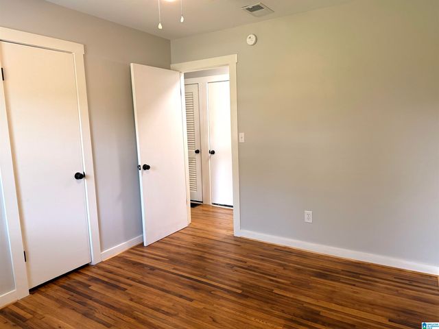 218 MEADOWOOD AVENUE, Hueytown, AL 35023
