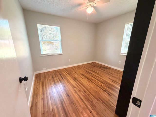 218 MEADOWOOD AVENUE, Hueytown, AL 35023