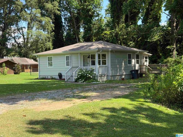 218 MEADOWOOD AVENUE, Hueytown, AL 35023