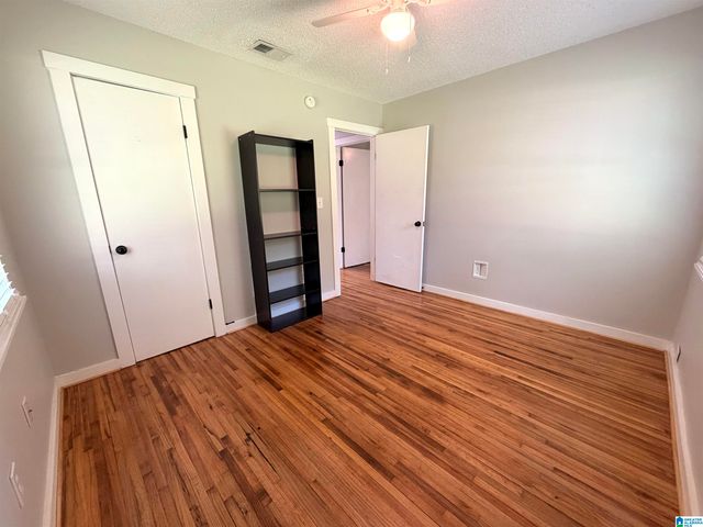 218 MEADOWOOD AVENUE, Hueytown, AL 35023