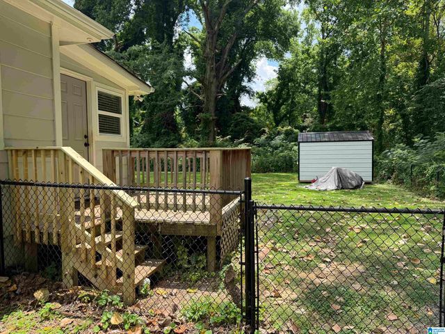 218 MEADOWOOD AVENUE, Hueytown, AL 35023