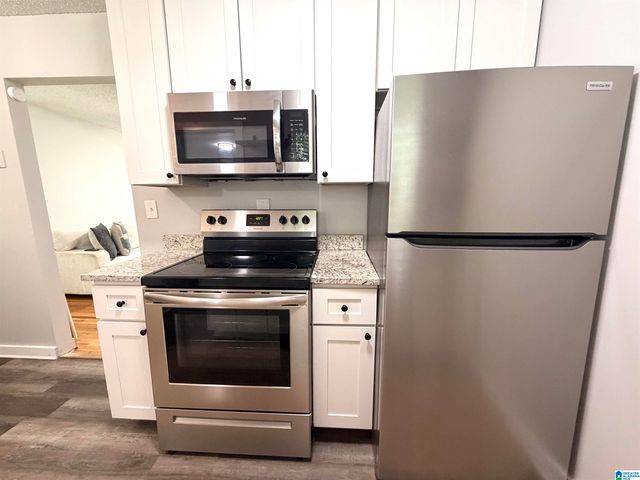 218 MEADOWOOD AVENUE, Hueytown, AL 35023