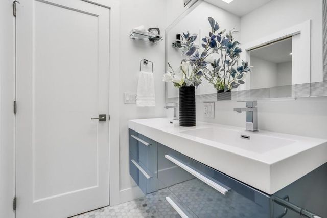 619 Naples Street, San Francisco, CA 94112
