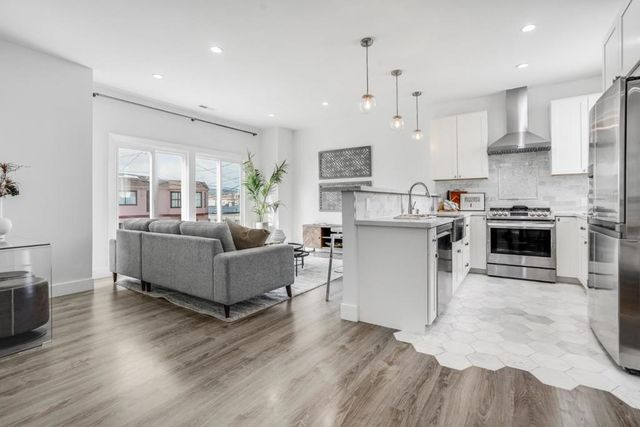 619 Naples Street, San Francisco, CA 94112