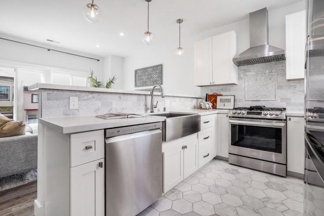 619 Naples Street, San Francisco, CA 94112