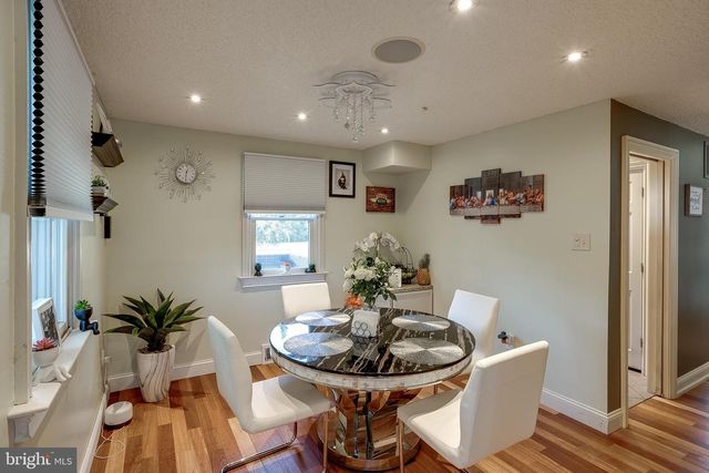 14 RIDGEVIEW AVE, Berlin, NJ 08009