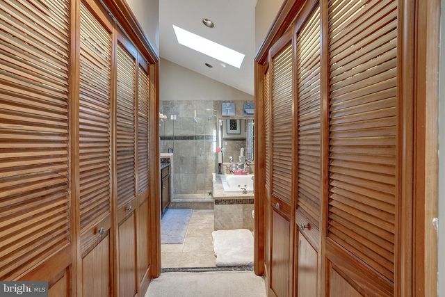 14 RIDGEVIEW AVE, Berlin, NJ 08009