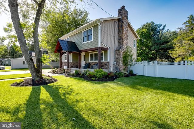 14 RIDGEVIEW AVE, Berlin, NJ 08009