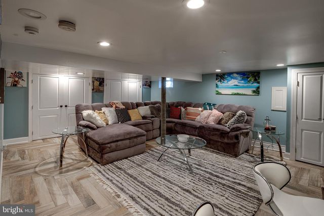 14 RIDGEVIEW AVE, Berlin, NJ 08009