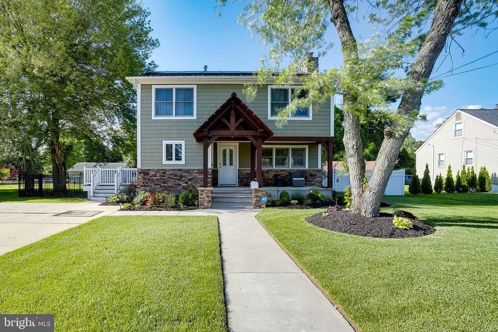 14 RIDGEVIEW AVE, Berlin, NJ 08009