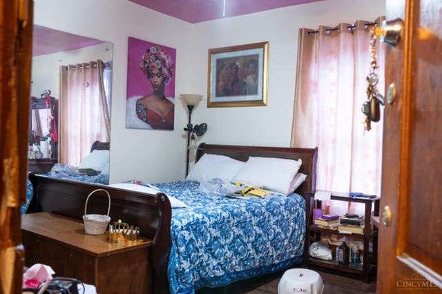 3628 Bevis Avenue, Cincinnati, OH 45207