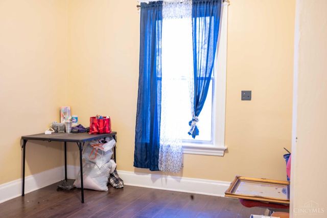 3628 Bevis Avenue, Cincinnati, OH 45207