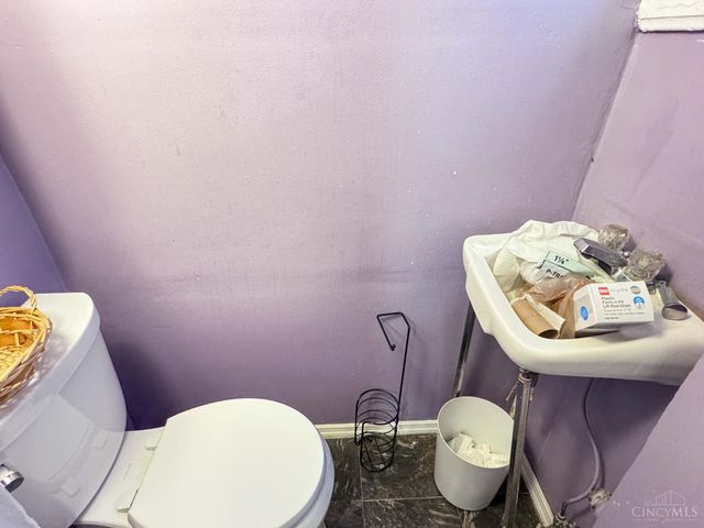 3628 Bevis Avenue, Cincinnati, OH 45207