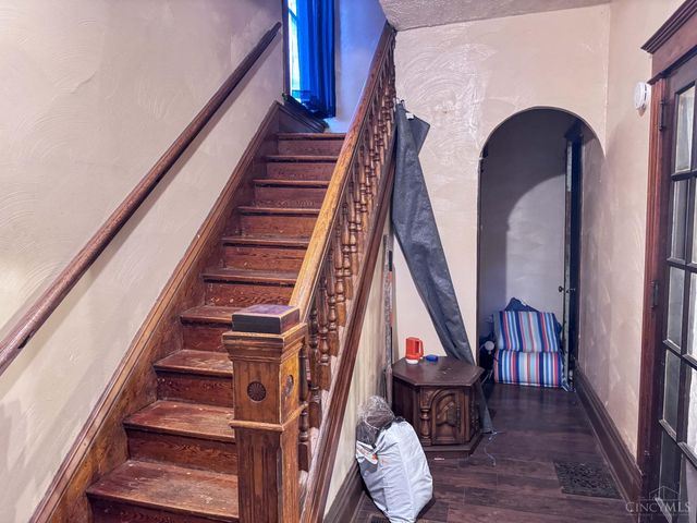 3628 Bevis Avenue, Cincinnati, OH 45207