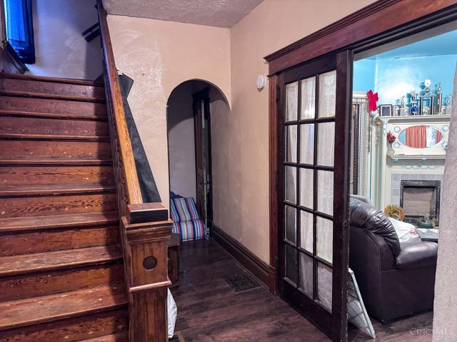 3628 Bevis Avenue, Cincinnati, OH 45207