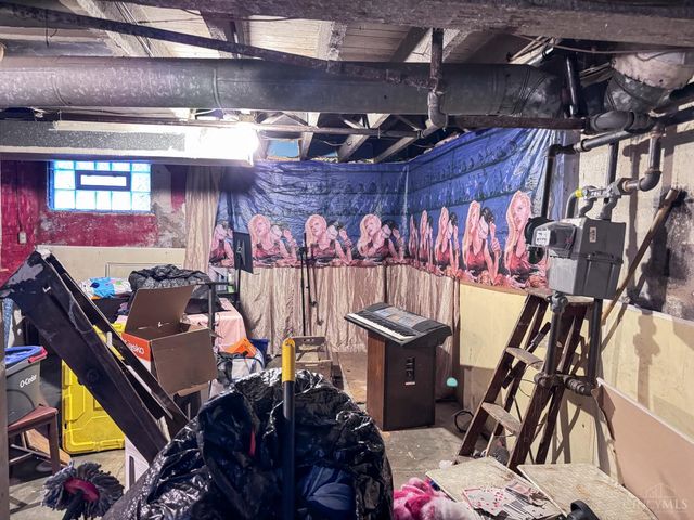 3628 Bevis Avenue, Cincinnati, OH 45207