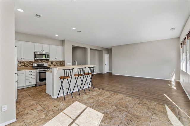 1621 Serval Way, Palmdale, CA 93551