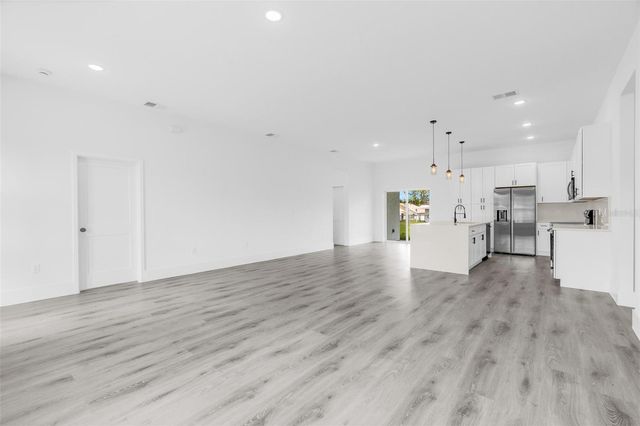 15630 SW 49TH AVENUE ROAD, Ocala, FL 34473