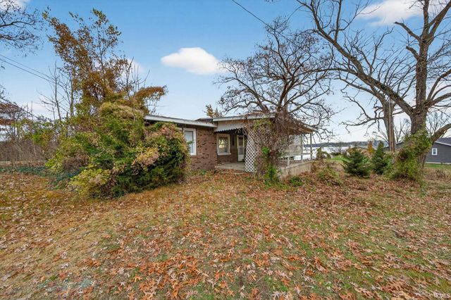 8211 N Tippecanoe Drive, Walkerton, IN 46574