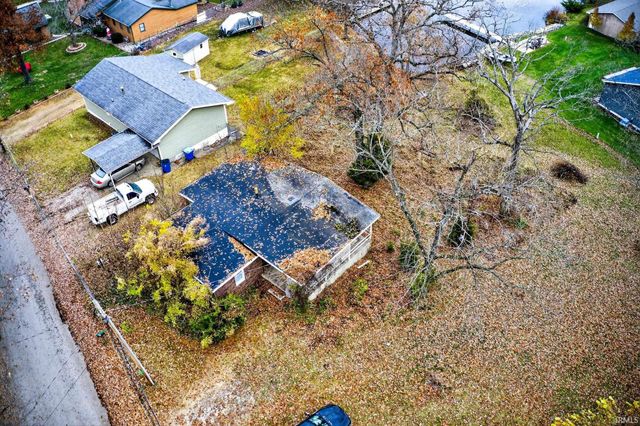 8211 N Tippecanoe Drive, Walkerton, IN 46574