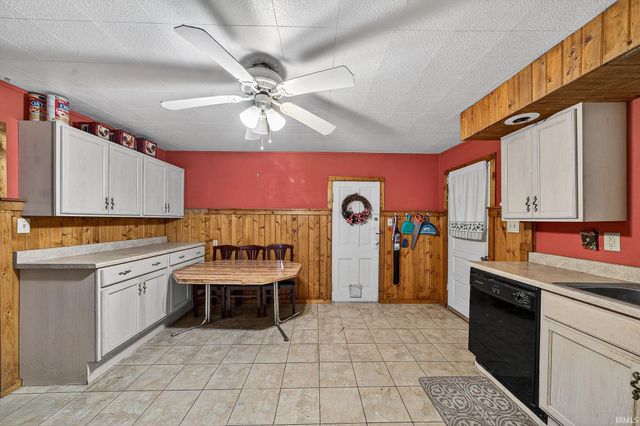 8211 N Tippecanoe Drive, Walkerton, IN 46574