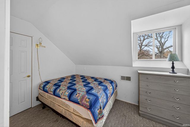 8211 N Tippecanoe Drive, Walkerton, IN 46574