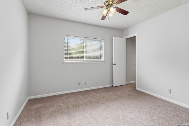 12722 HUNTSMAN VIEW DR, San Antonio, TX 78249