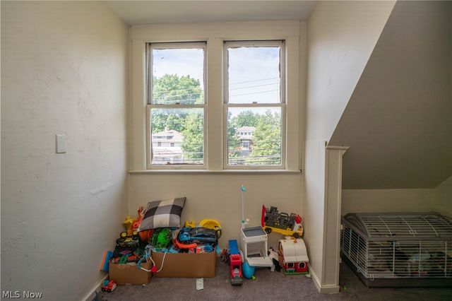 1302 Fulton Road NW, Canton, OH 44703