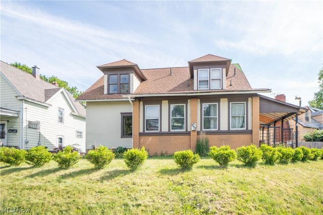 1302 Fulton Road NW, Canton, OH 44703