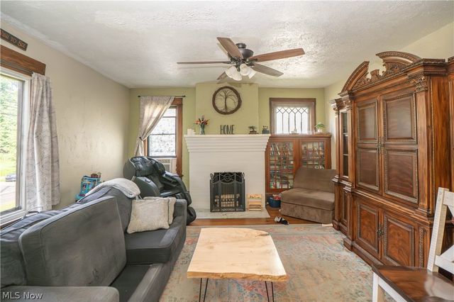 1302 Fulton Road NW, Canton, OH 44703