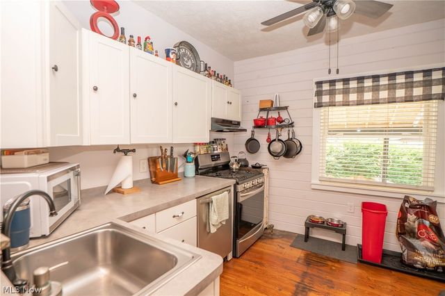 1302 Fulton Road NW, Canton, OH 44703