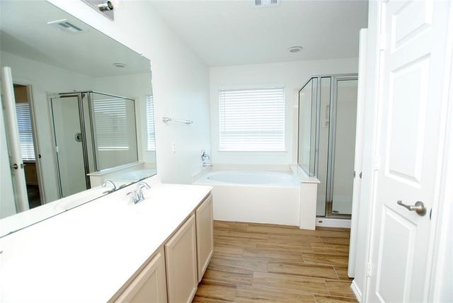 3212 Victorian Manor Lane, Houston, TX 77047