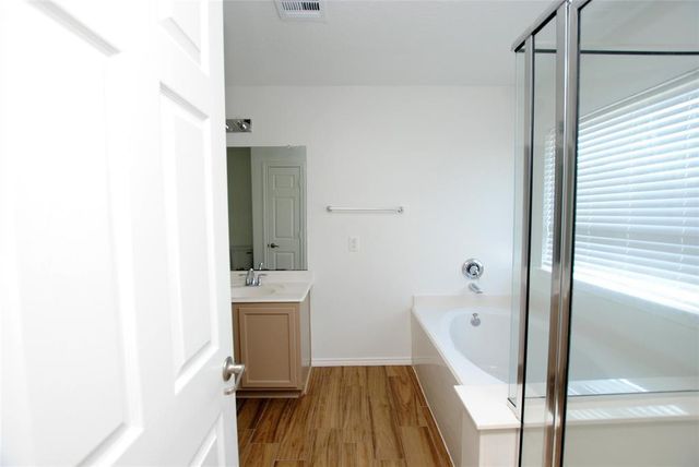 3212 Victorian Manor Lane, Houston, TX 77047