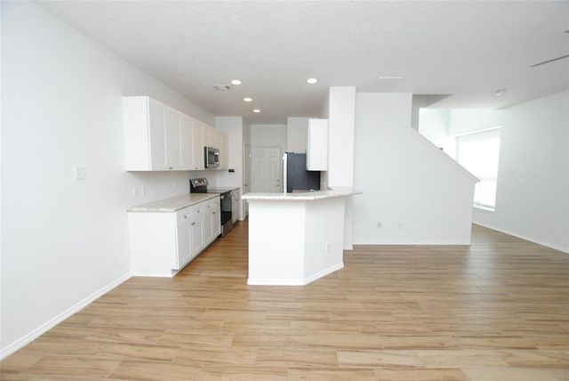 3212 Victorian Manor Lane, Houston, TX 77047