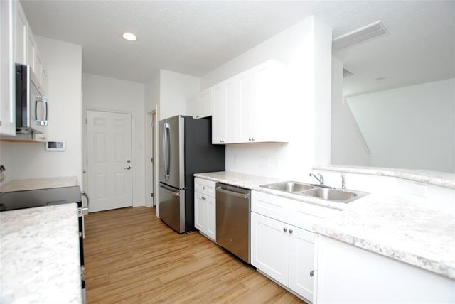 3212 Victorian Manor Lane, Houston, TX 77047