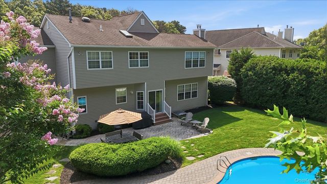 46 Oceanview Boulevard, Manorville, NY 11949