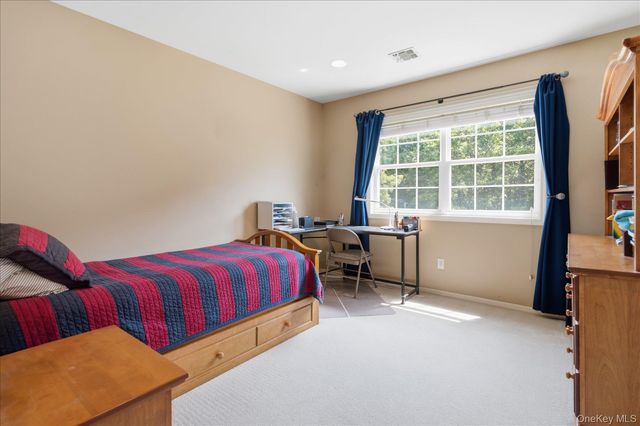 46 Oceanview Boulevard, Manorville, NY 11949