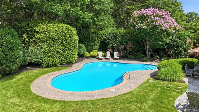46 Oceanview Boulevard, Manorville, NY 11949